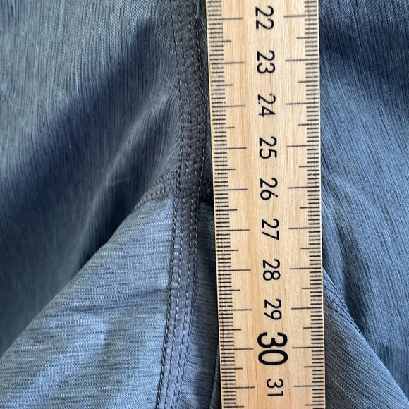 Lululemon - Classic Athletic Shorts - Grey - L - Picture 10 of 11